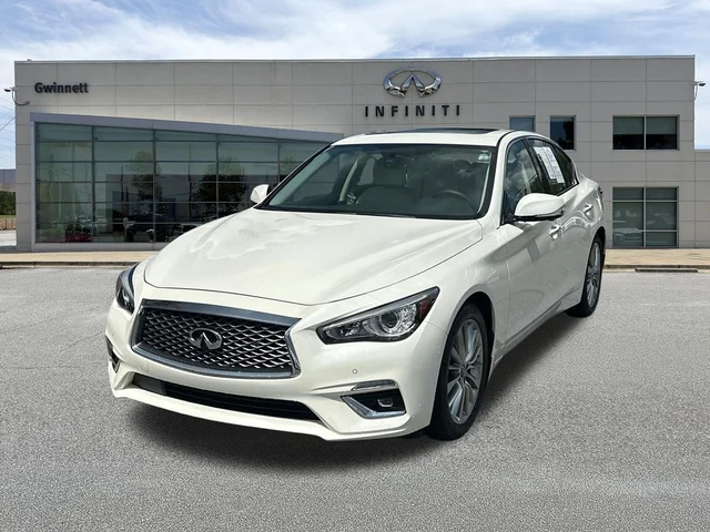 2023 INFINITI Q50 LUXE