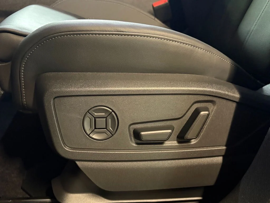 New 2026 Daytona Gray Metallic Audi 2.0T Premium Plus image 22