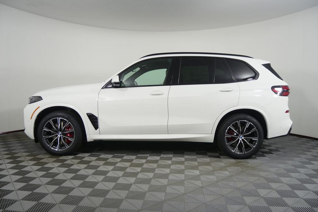 New 2026 Alpine White BMW sDrive40i image 6