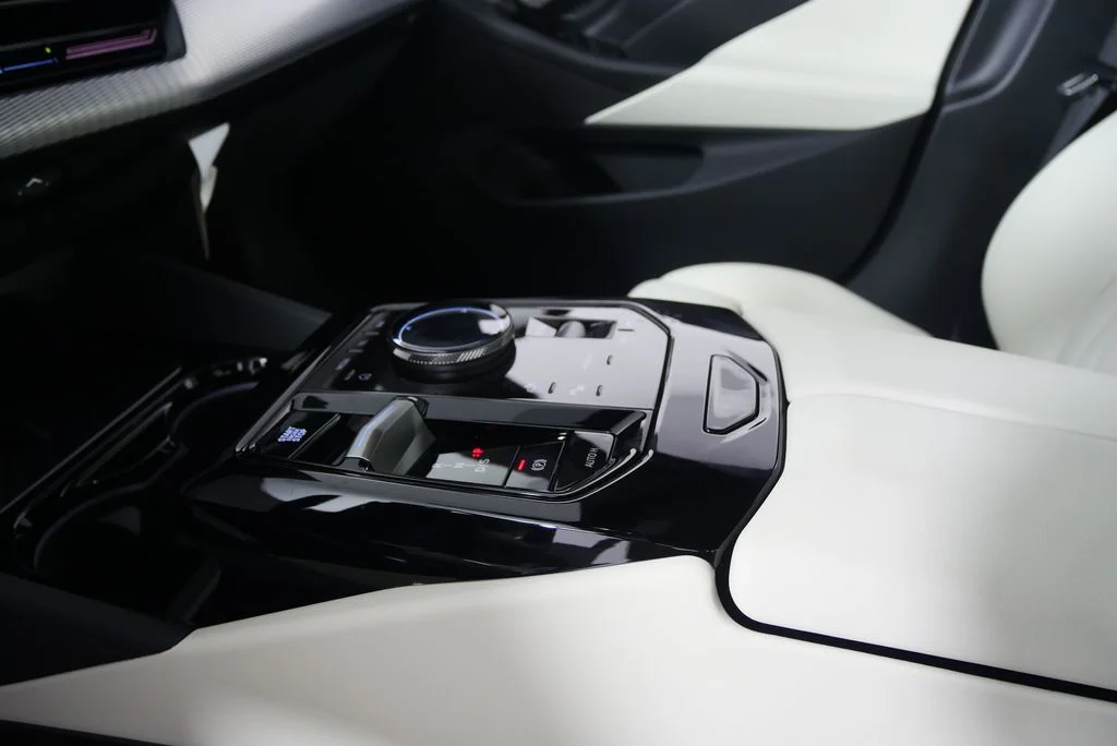 2026 BMW 5 Series 530i - Photo 22