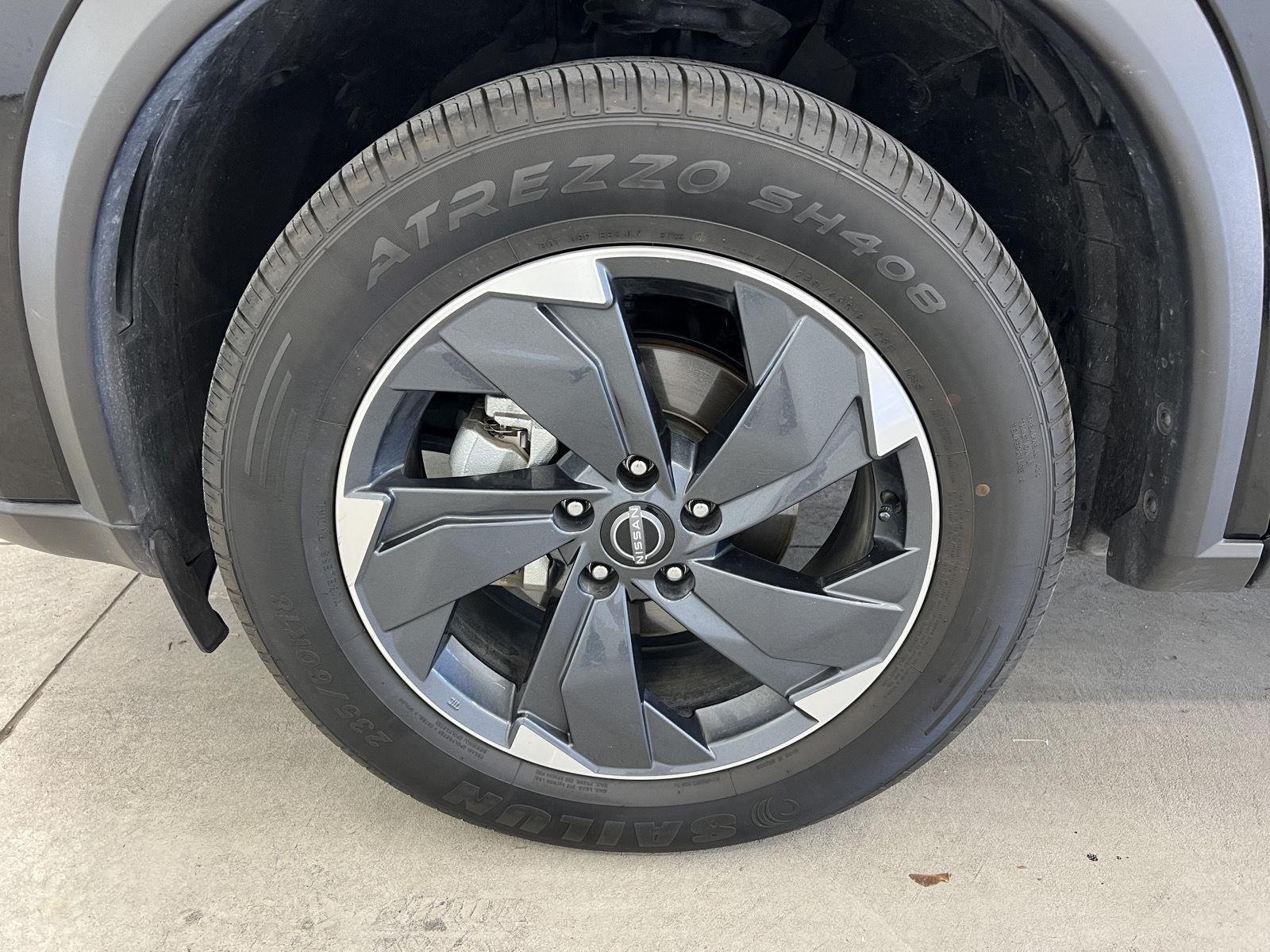 2025 Nissan Rogue SV - Photo 7