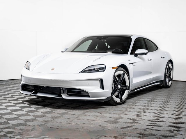 2025 Porsche Taycan 