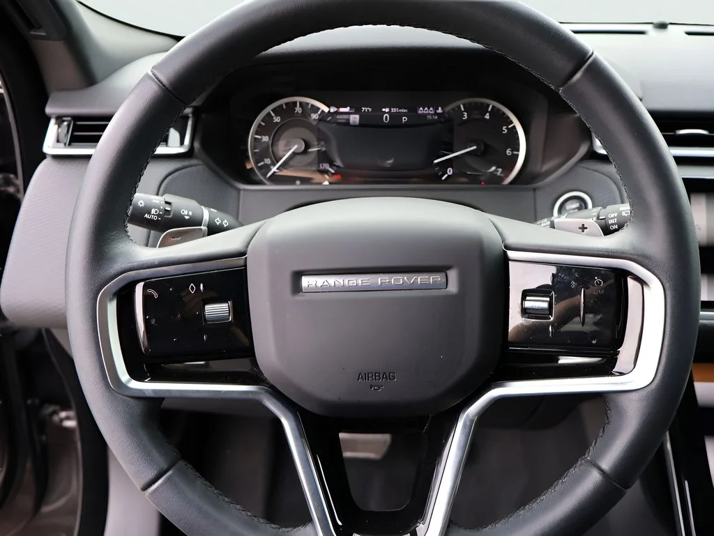 Used 2023 Charente Gray Premium Metallic Land Rover R-Dynamic S MHEV image 29