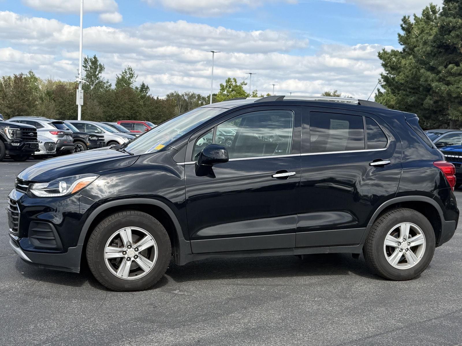 Used 2017 Mosaic Black Metallic Chevrolet LT image 6