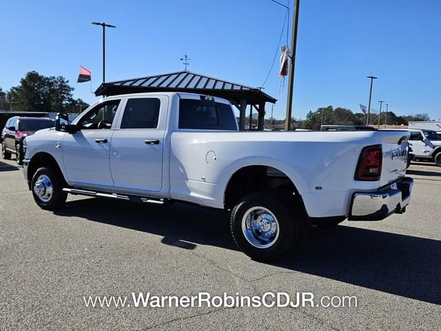 New 2026 Bright White Clear-Coat Exterior Paint RAM Tradesman image 9