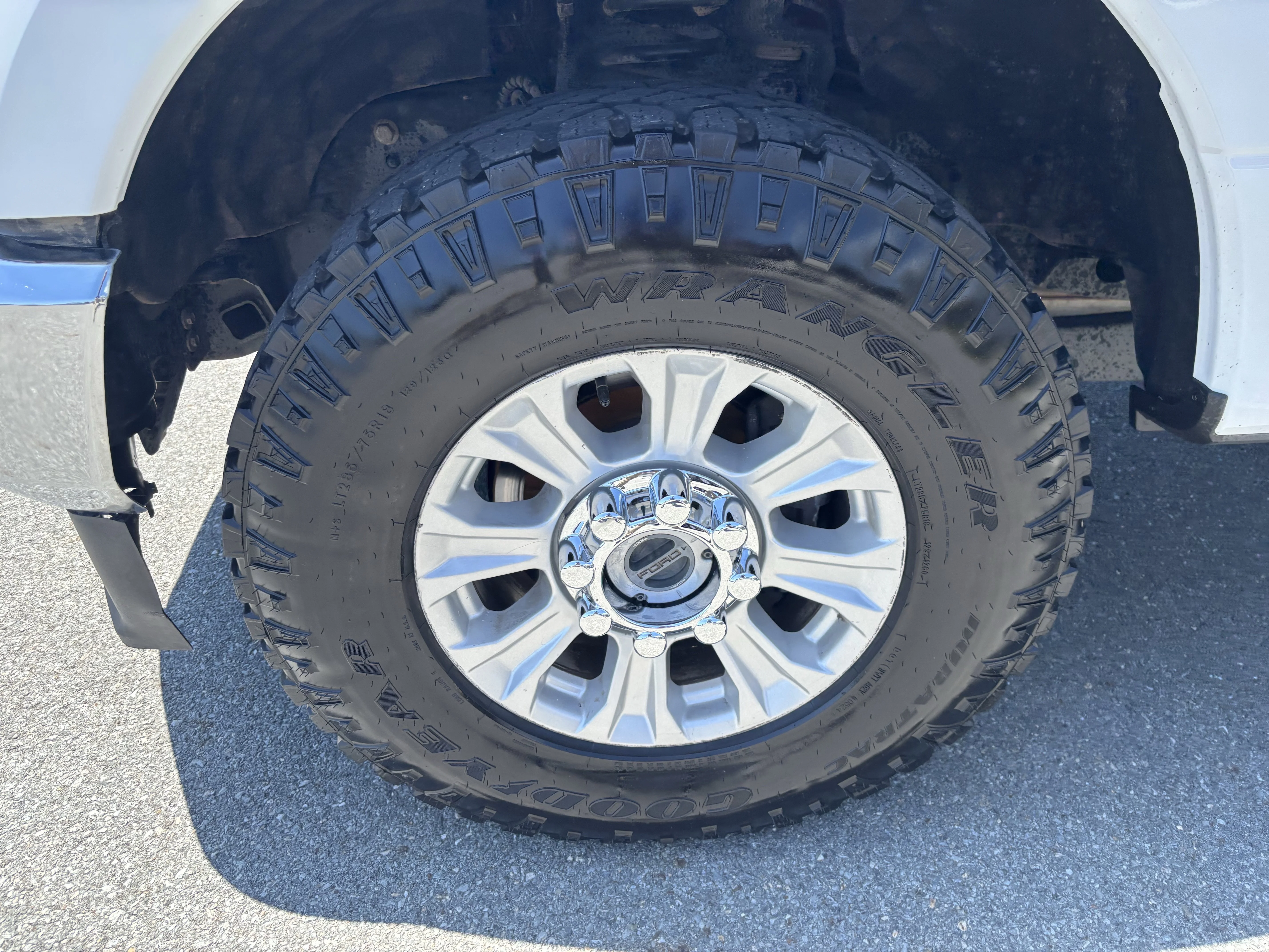 Used 2022 Oxford White Ford XLT image 43