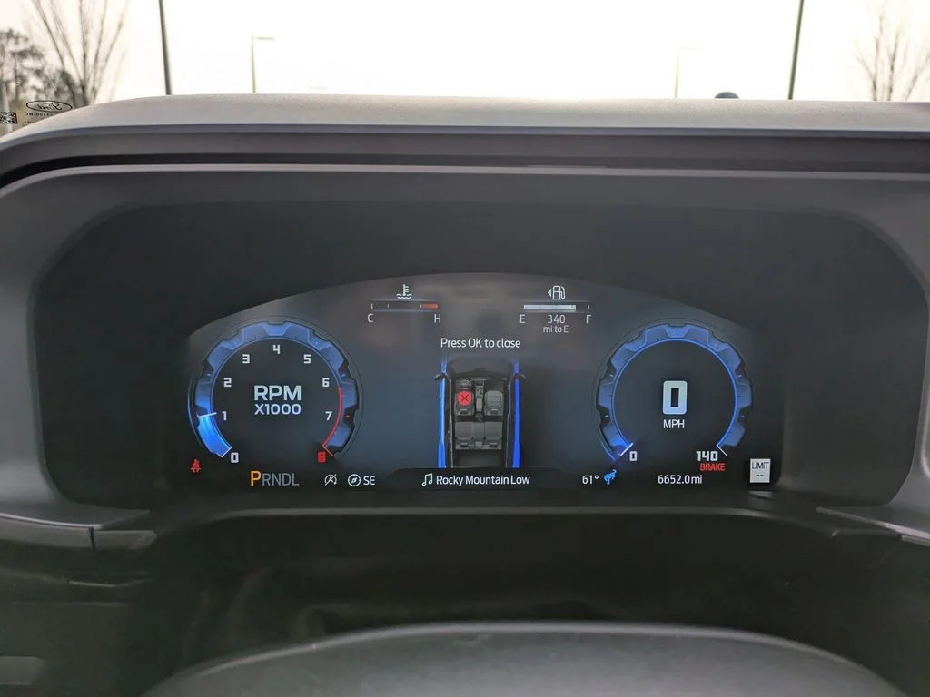 New 2025 Azure Gray Metallic Tri-Coat Ford Outer Banks image 27