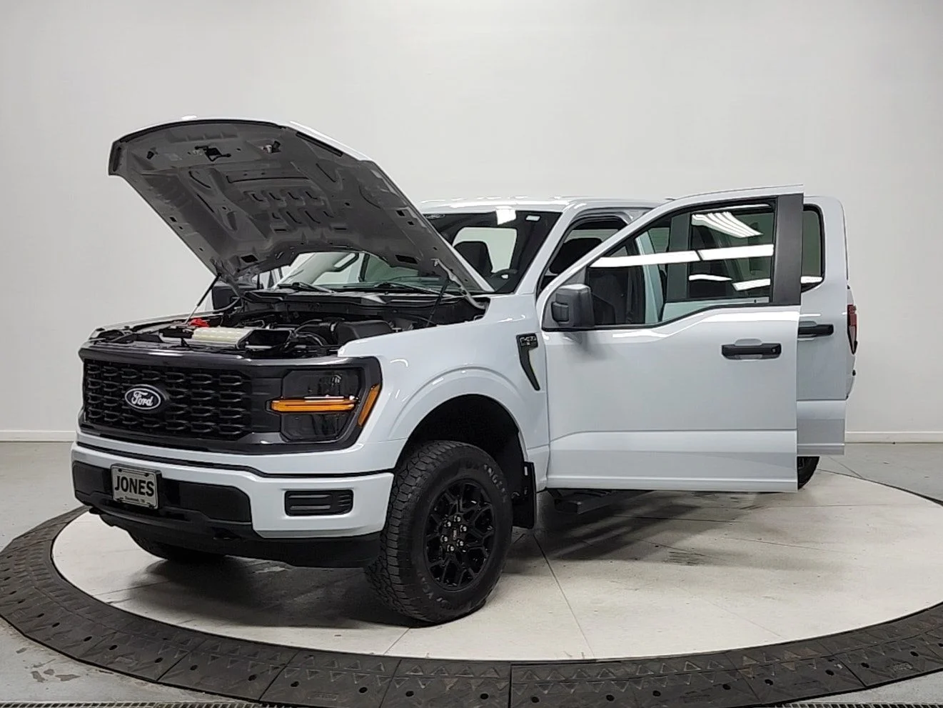 Used 2025 Space White Metallic Ford STX image 11
