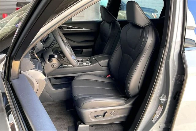 New 2027 Gray INFINITI SPORT image 8