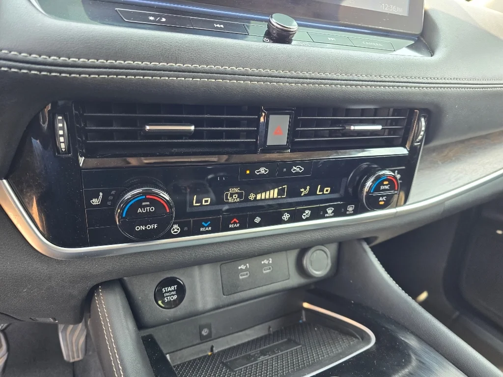 Used 2024 Boulder Gray Pearl Nissan Platinum image 22