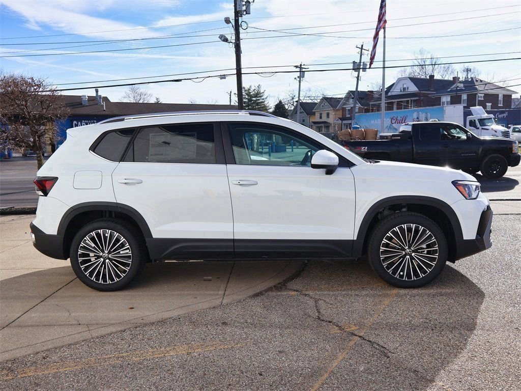 2026 Volkswagen Taos SE - Photo 6