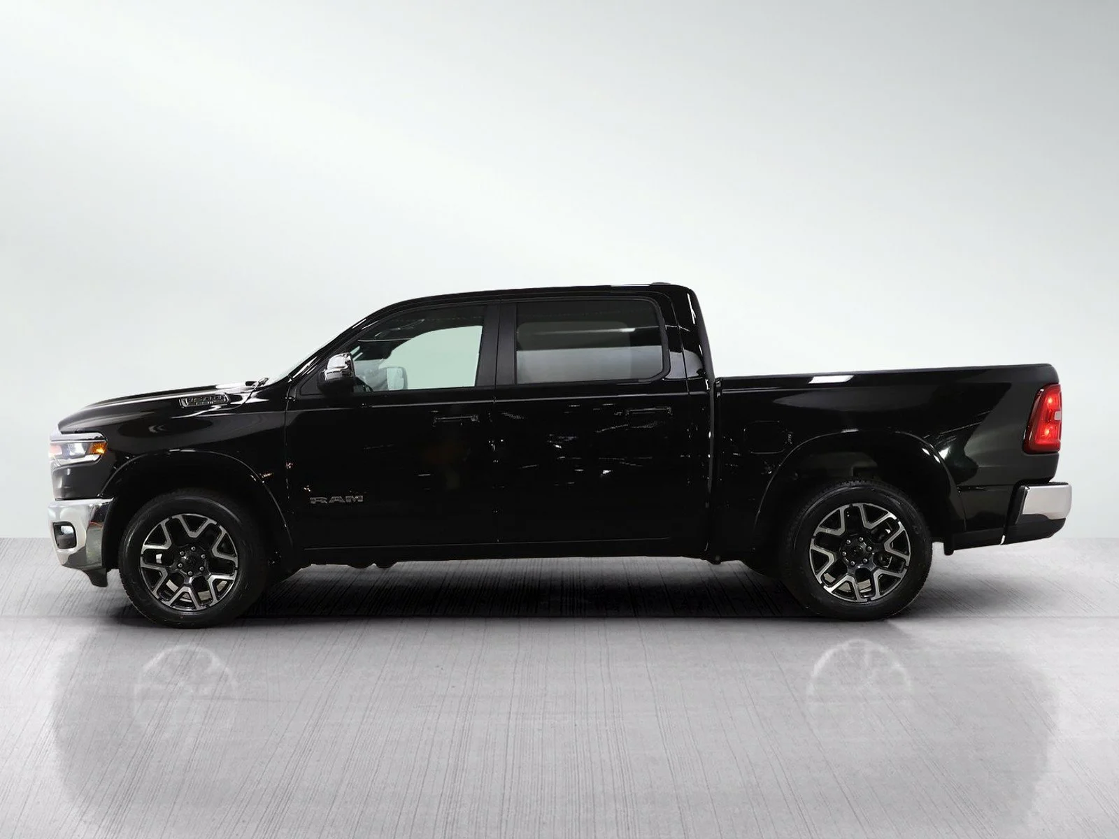 Used 2025 RAM Ram 1500 Pickup Laramie with VIN 1C6SRFJP0SN562121 for sale in Burnsville, Minnesota
