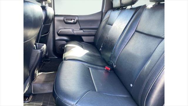 Certified Used 2023 BLACK Toyota  image 15
