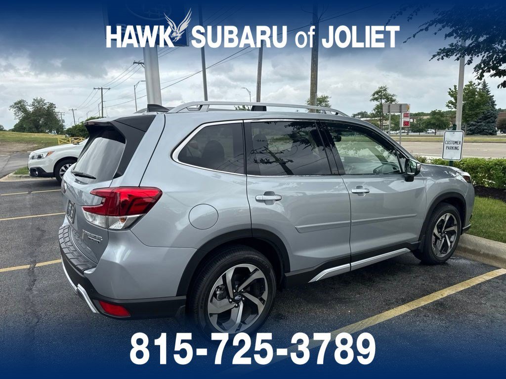 Used 2024 Ice Silver Metallic Subaru Touring image 5