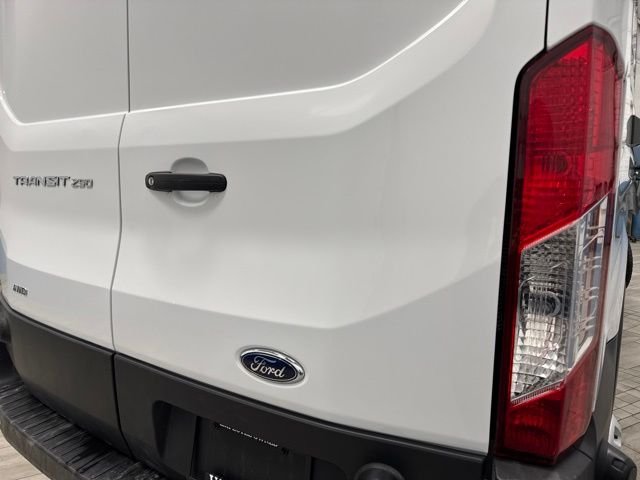 Used 2025 Oxford White Ford Base image 7