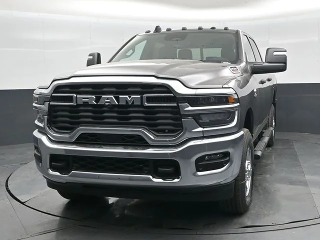 New 2026 Granite Crystal Metallic Clear-Coat Exterior Paint RAM Tradesman image 26