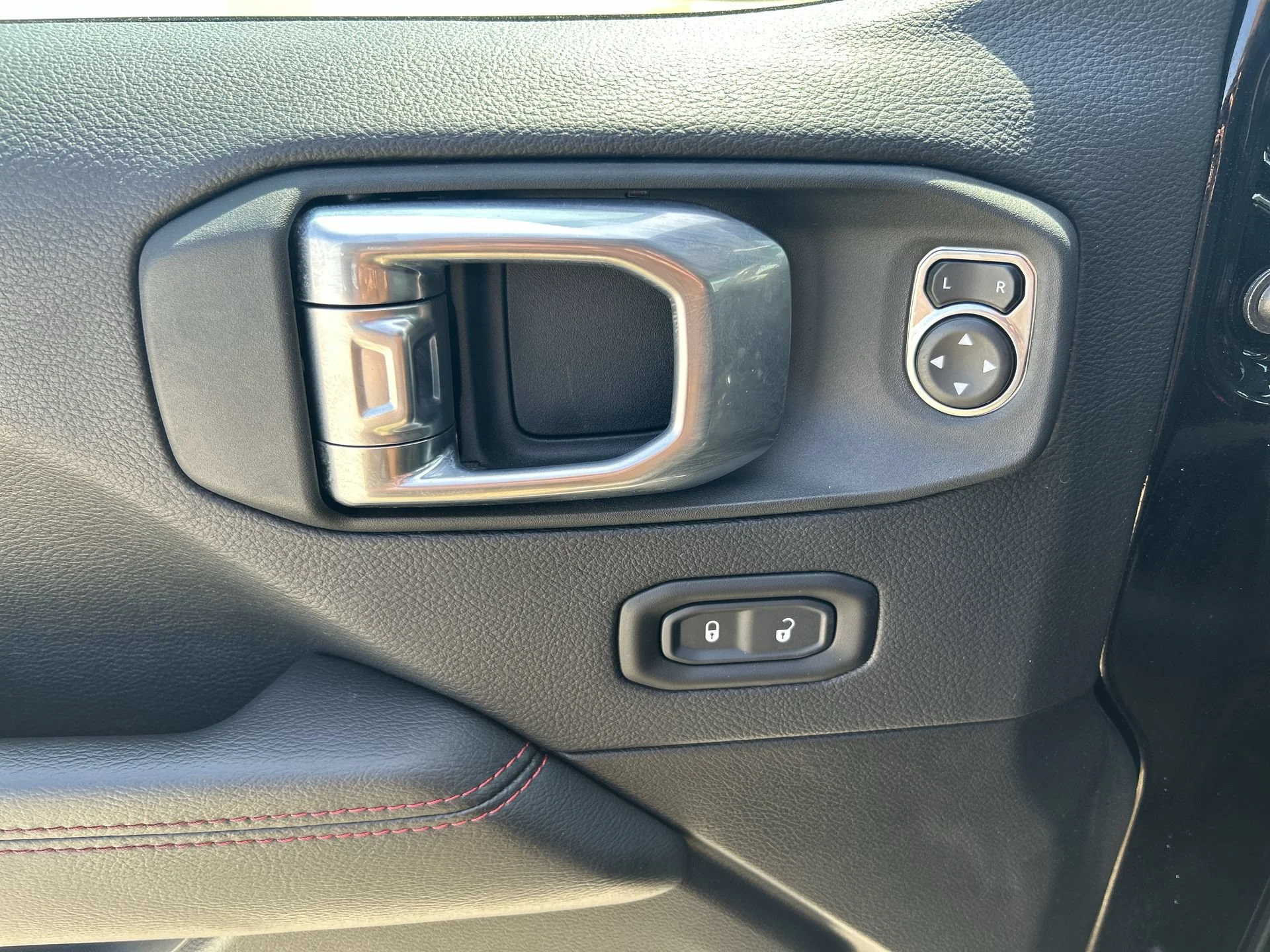 2021 Jeep Wrangler Unlimited Rubicon - Photo 15