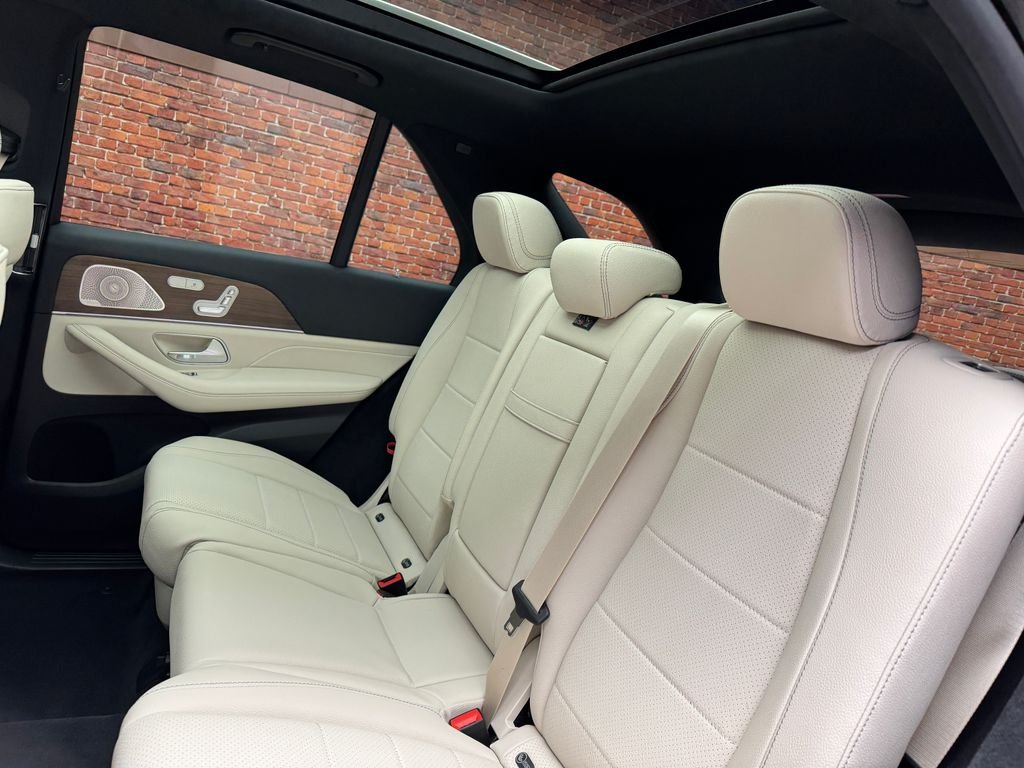 New 2026 Black Mercedes-Benz GLE 350 image 25