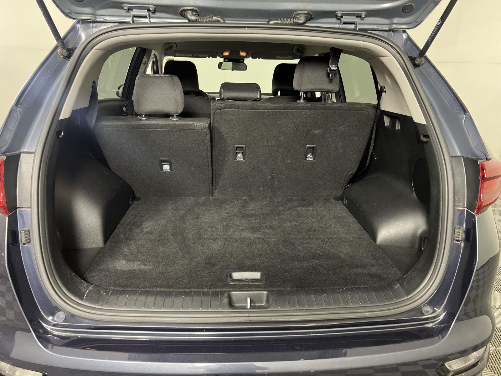 Used 2022 Pacific Blue Kia LX image 20