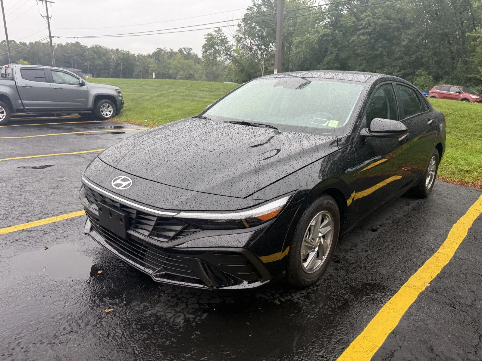 Used 2026 Abyss Black Hyundai SE image 2