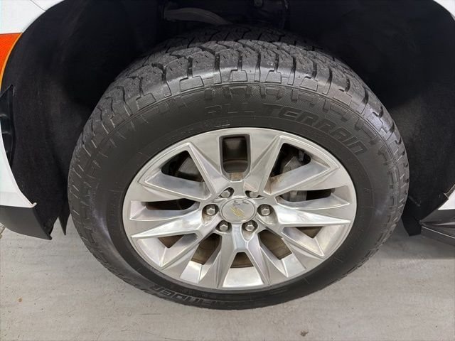 Used 2021 Summit White Chevrolet Premier image 25