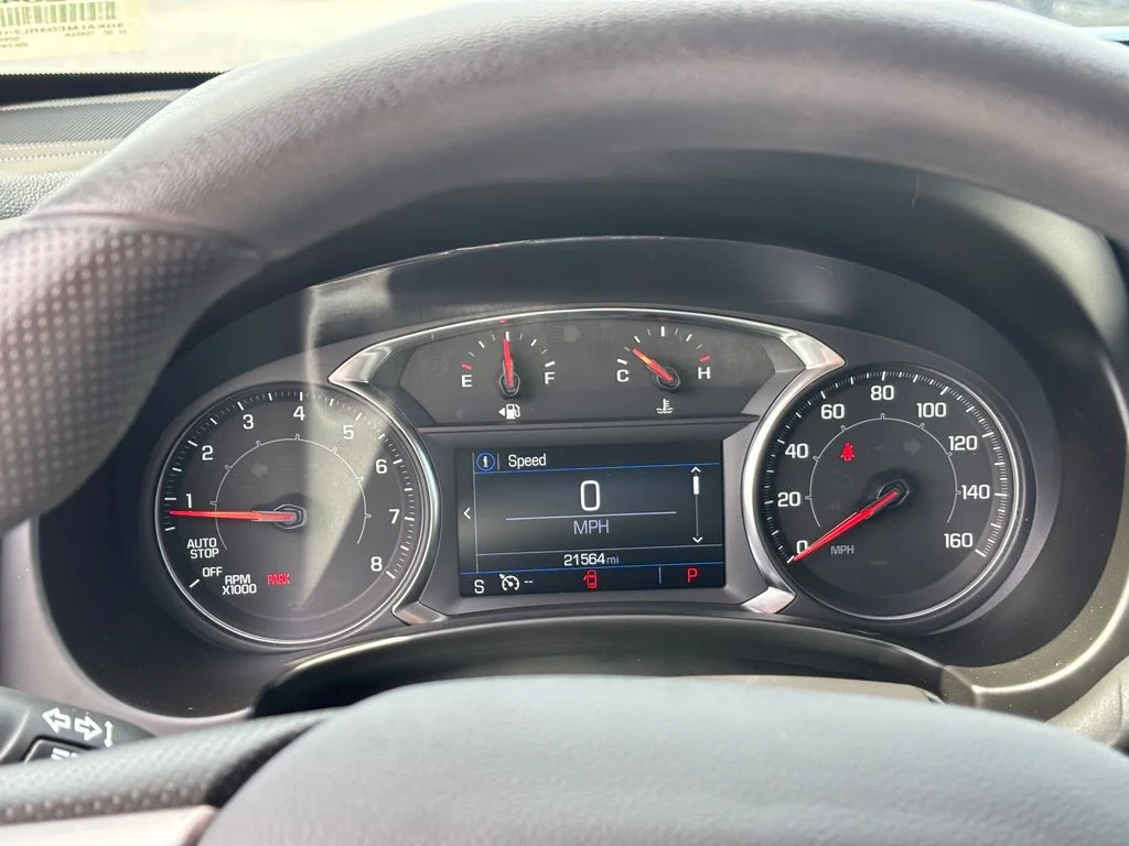 Used 2024  GMC SLE image 16