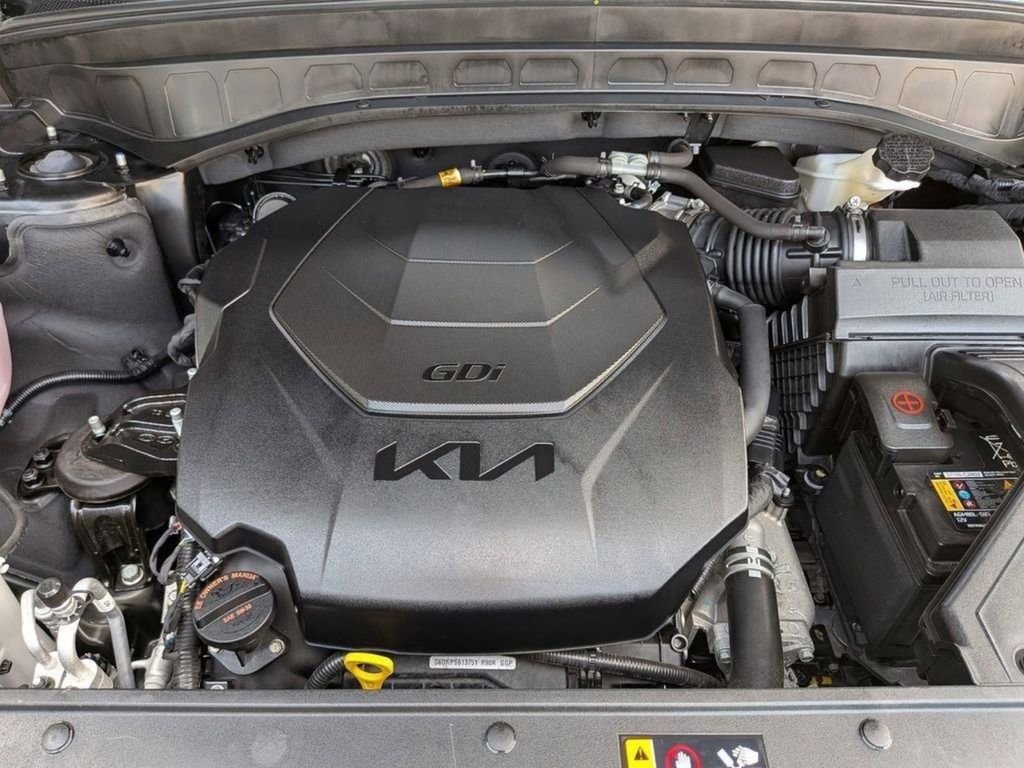 Used 2024 Black Kia S image 32