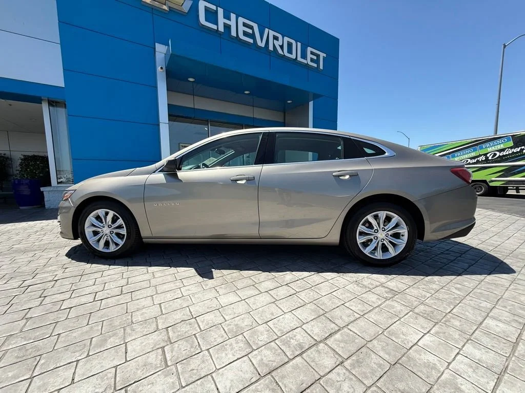 Used 2022 Mineral Gray Metallic Chevrolet LT image 14