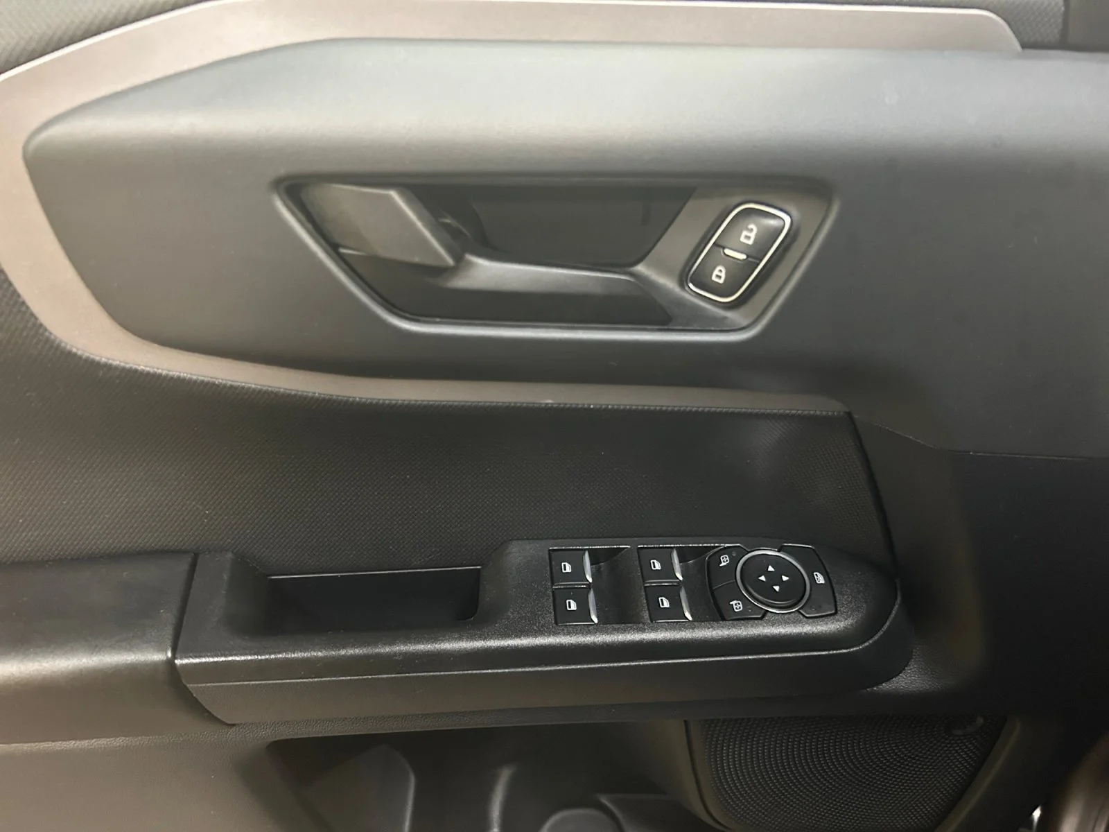Used 2024 BLACK Ford BIG BEND image 16