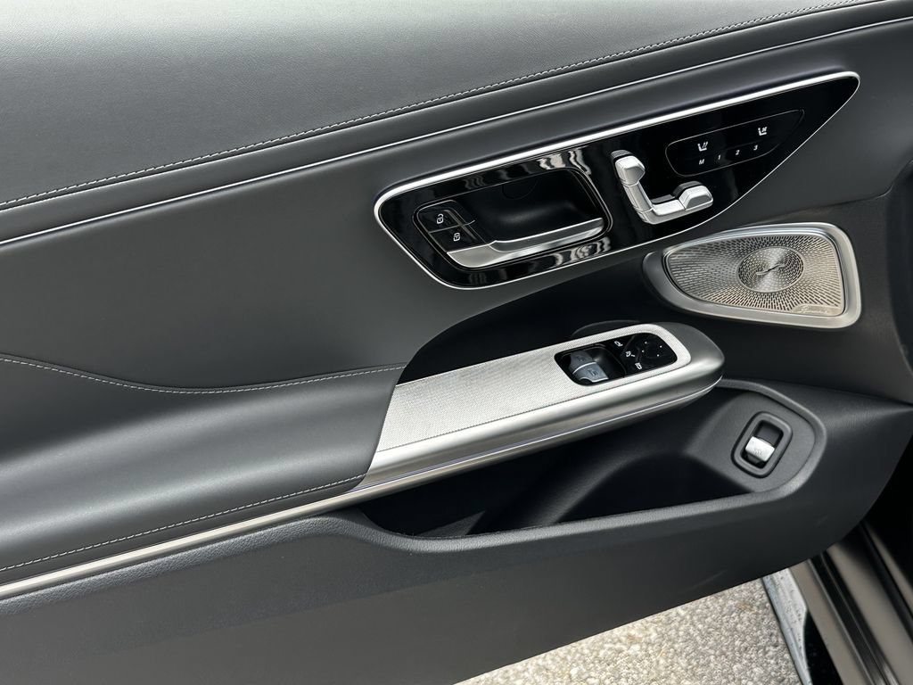 New 2026 MANUFAKTUR exclusive graphite grey magno Mercedes-Benz AMG® CLE 53 image 44