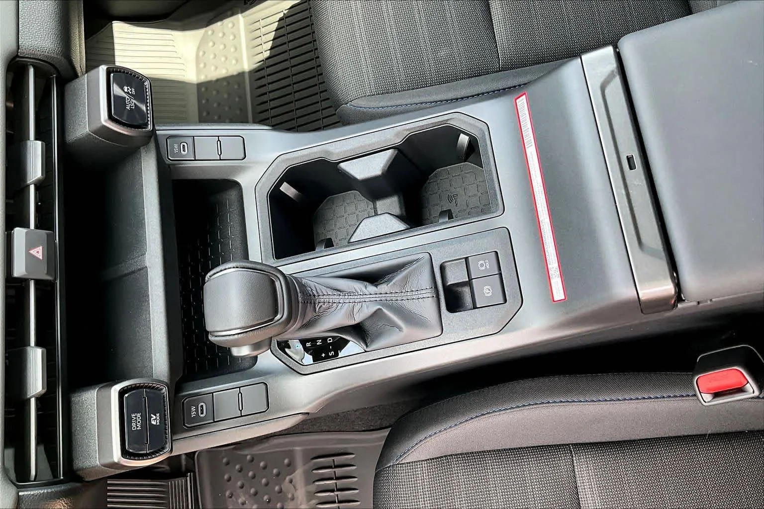 New 2026 Ice Cap Toyota SE image 7