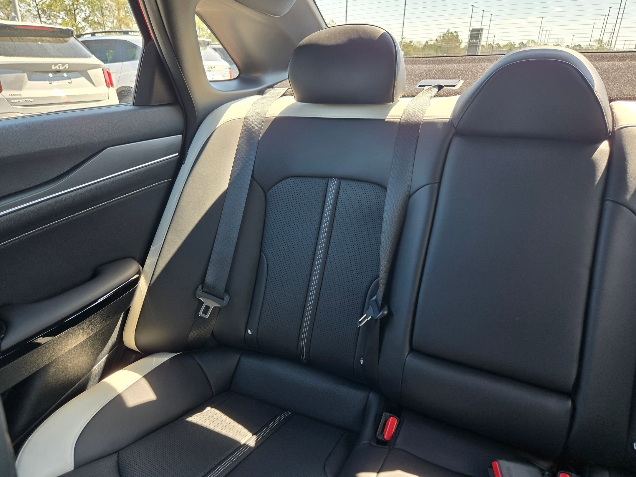 2026 Kia K5 GT-Line - Photo 12