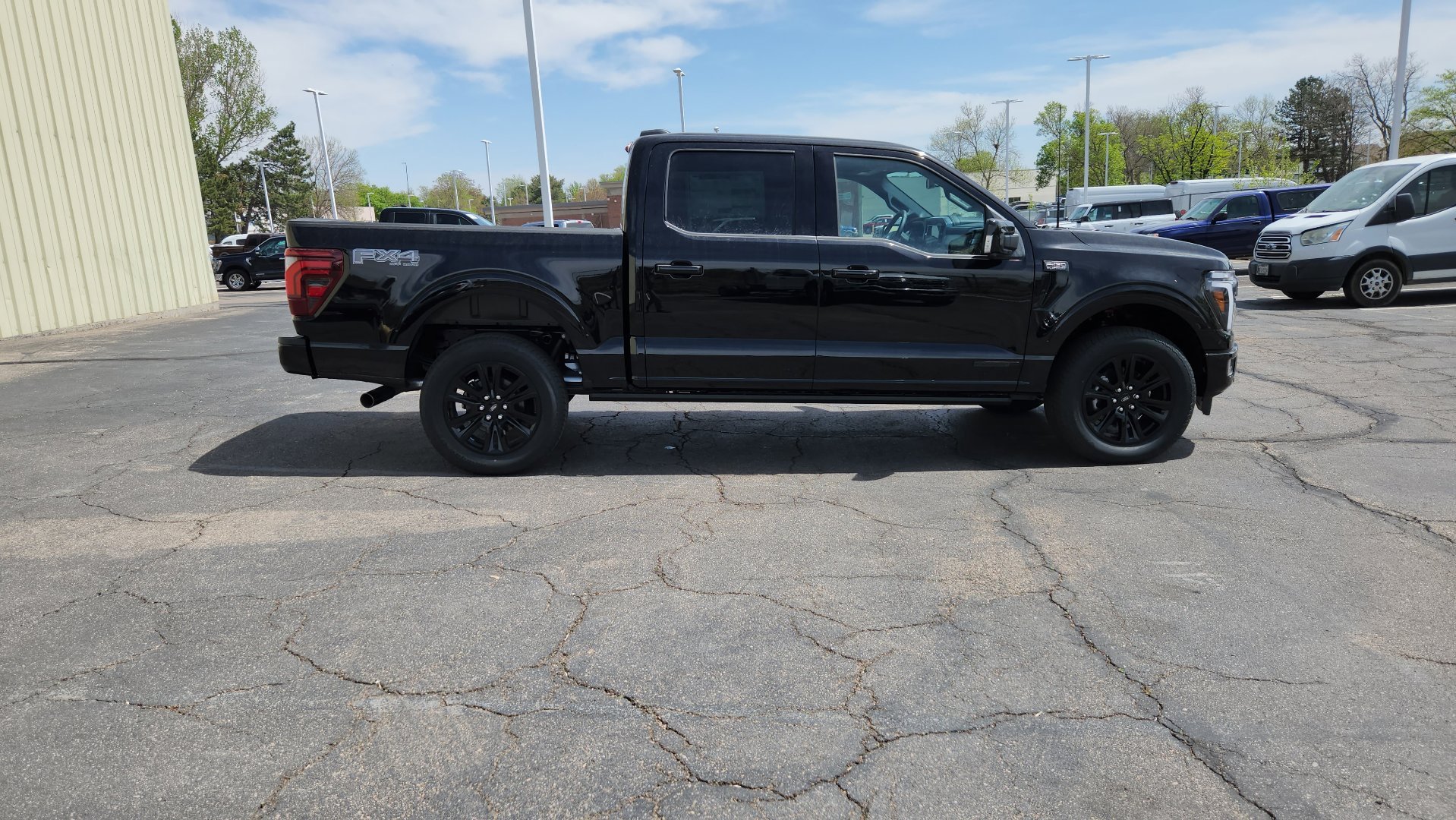 New 2026 Agate Black Metallic Ford Platinum image 17