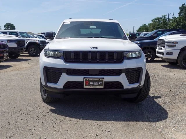 New 2026 Bright White Clear-Coat Exterior Paint Jeep Altitude image 2