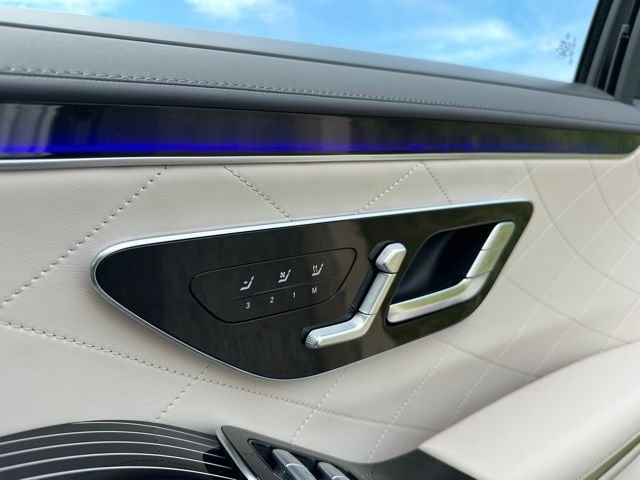 Certified Used 2023 White Mercedes-Benz S 580 image 23
