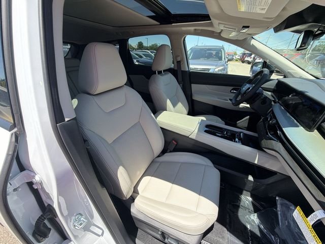 New 2026 Everest White Pearl TriCoat Nissan SL image 21