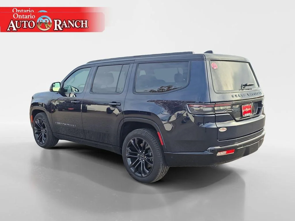 New 2024 Midnight Sky Exterior Paint Jeep Series II Obsidian image 3