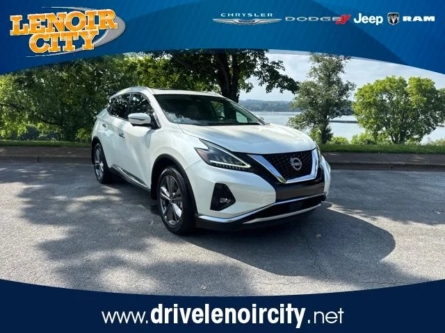 Used 2023 White Nissan Platinum image 1