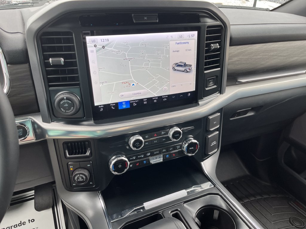 Used 2025 Gray Ford Lariat image 18