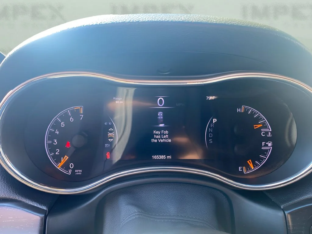 Used 2014  Jeep Limited image 20