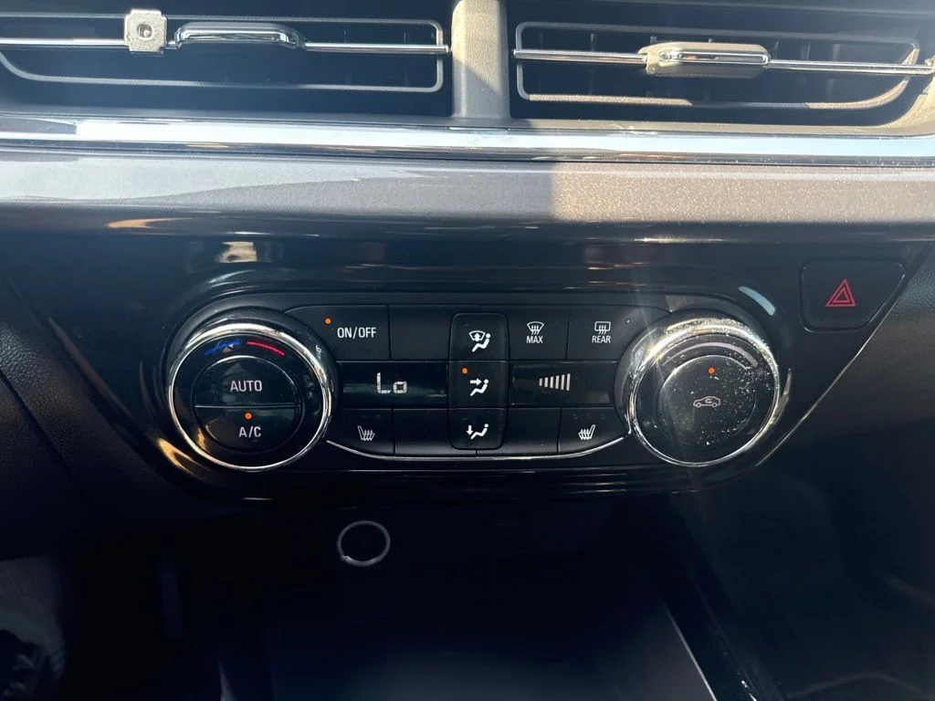 Used 2025 Black Chevrolet ACTIV image 10