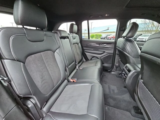Used 2023 Black Jeep Altitude X image 26
