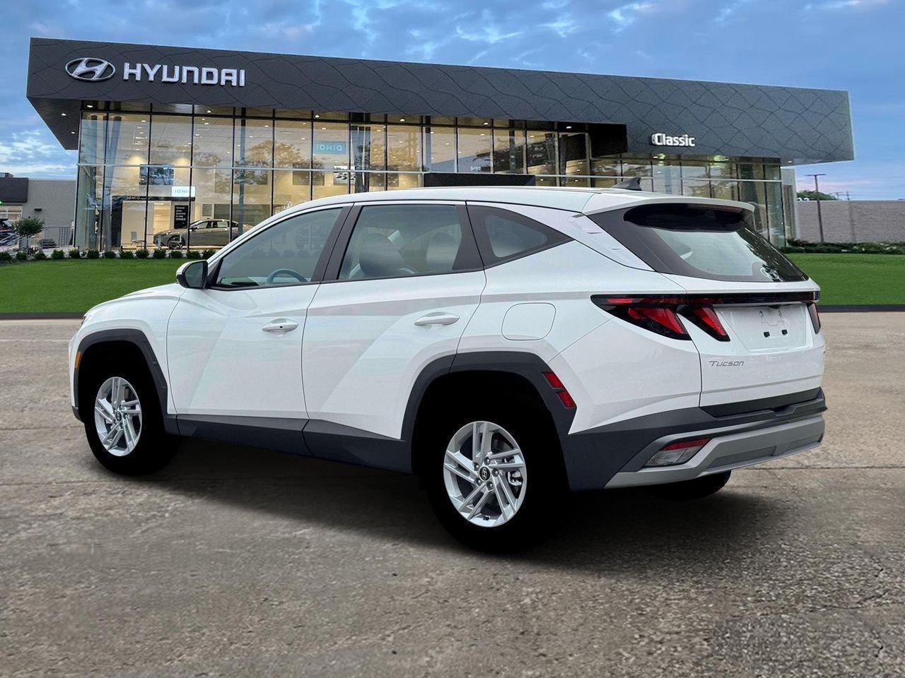 New 2026 Serenity White Pearl Hyundai SE image 4