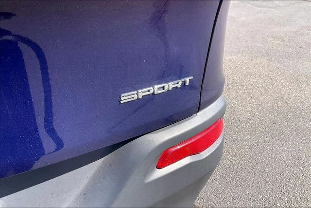 Used 2016 Blue Jeep Sport image 33