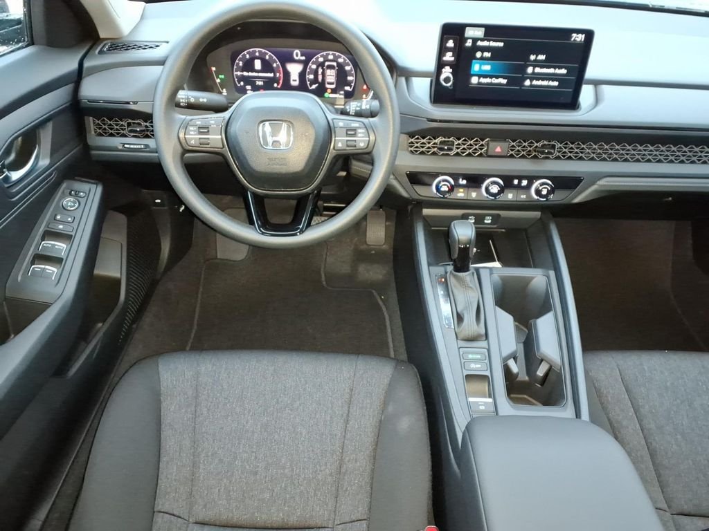 New 2026 Meteorite Gray Metallic Honda LX image 3