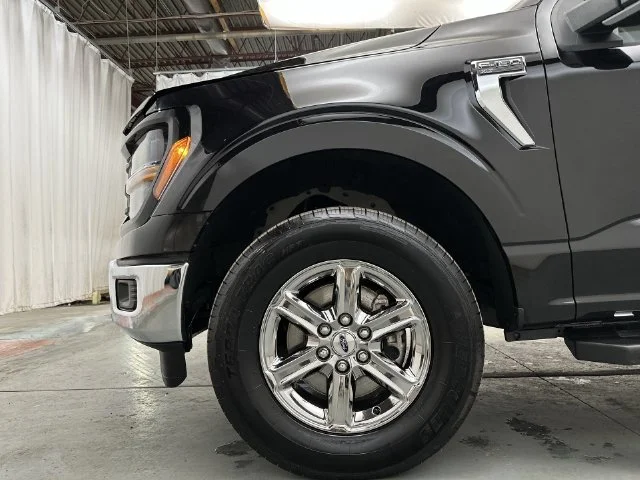 Used 2025 Black Ford XLT image 22