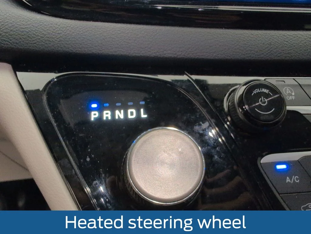 Certified Used 2022 White Chrysler Touring L image 29