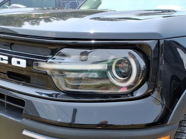 Used 2022 Black Ford Outer Banks image 4