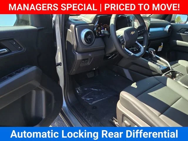 2025 Chevrolet Colorado LT - Photo 15