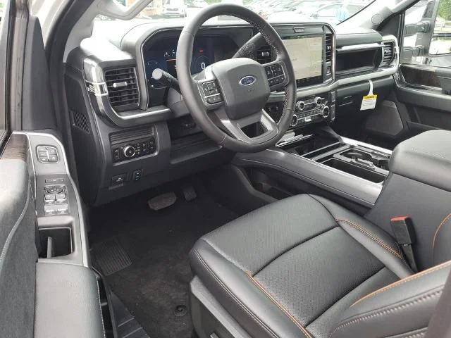 2025 Ford F-350 Super Duty Lariat - Photo 30